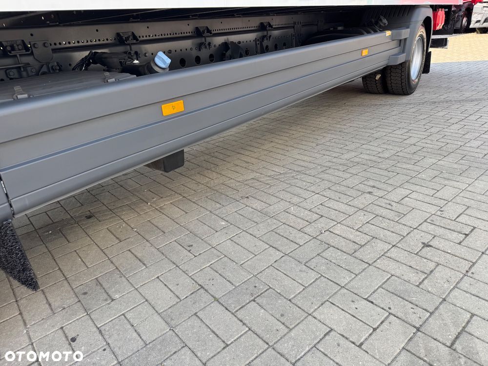 Mercedes-Benz ATEGO - 25