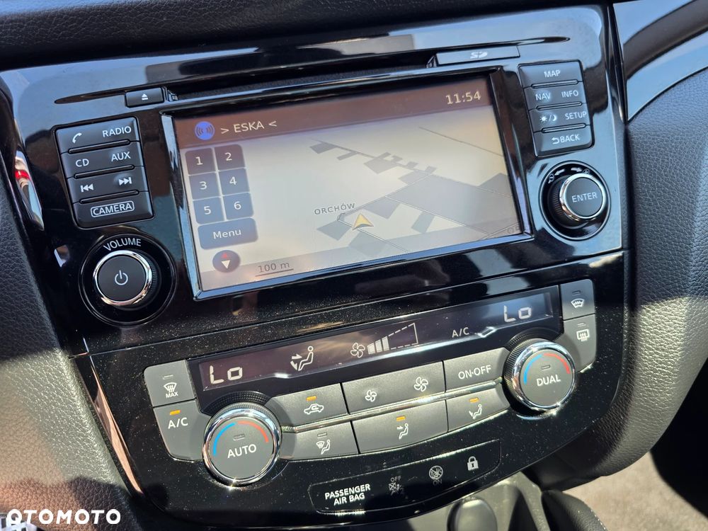 Nissan Qashqai 1.6 DIG-T N-Connecta - 18
