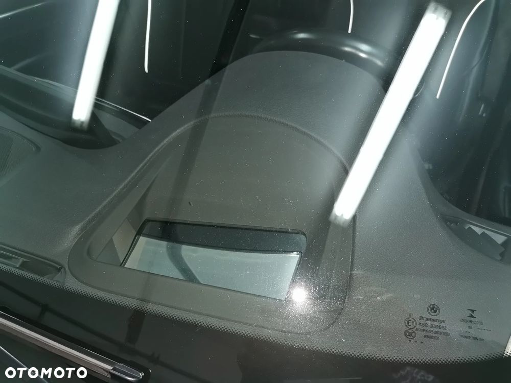 BMW Seria 3 330i xDrive Luxury Line - 22