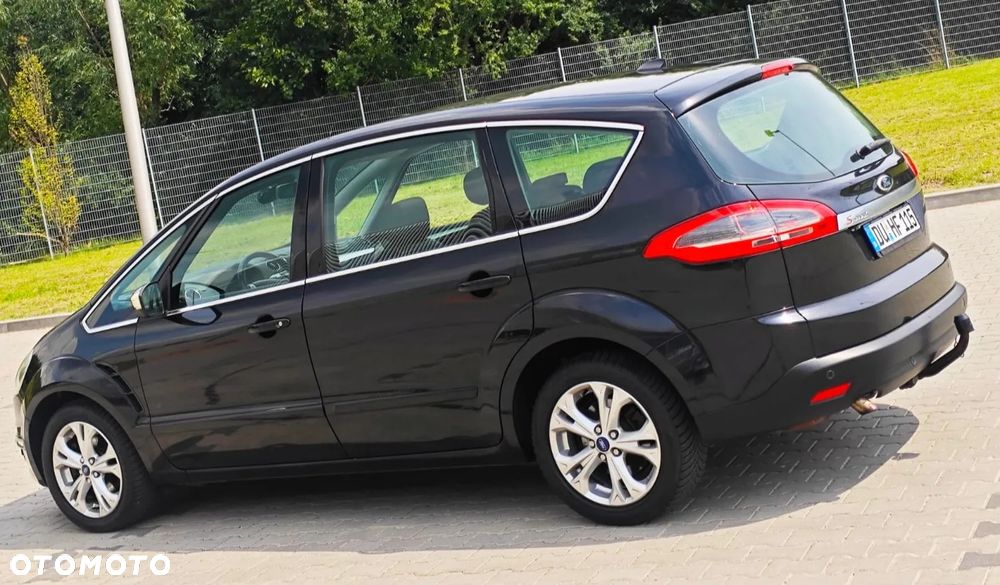 Ford S-Max 2.0 TDCi DPF Titanium X - 32