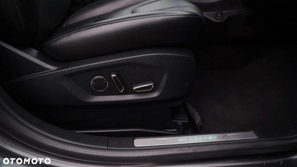 Ford Edge 2.0 TDCi Twin-Turbo 4WD Titanium - 36