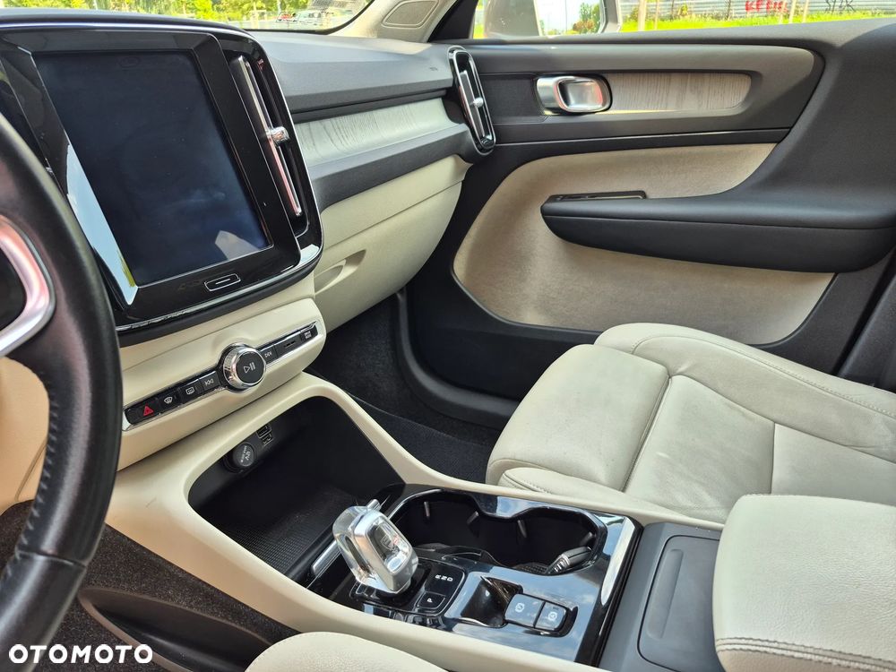 Volvo XC 40 T3 Inscription - 8