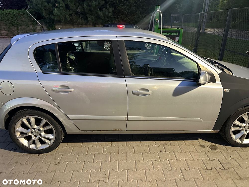 Opel Astra 2.0 T Sport - 3
