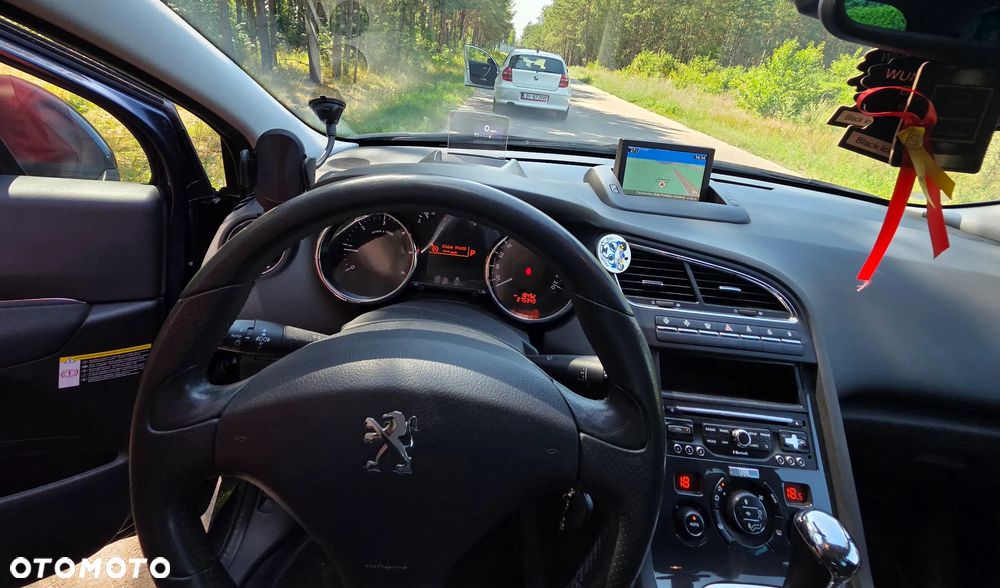 Peugeot 5008 2.0 HDi Allure 7os - 8