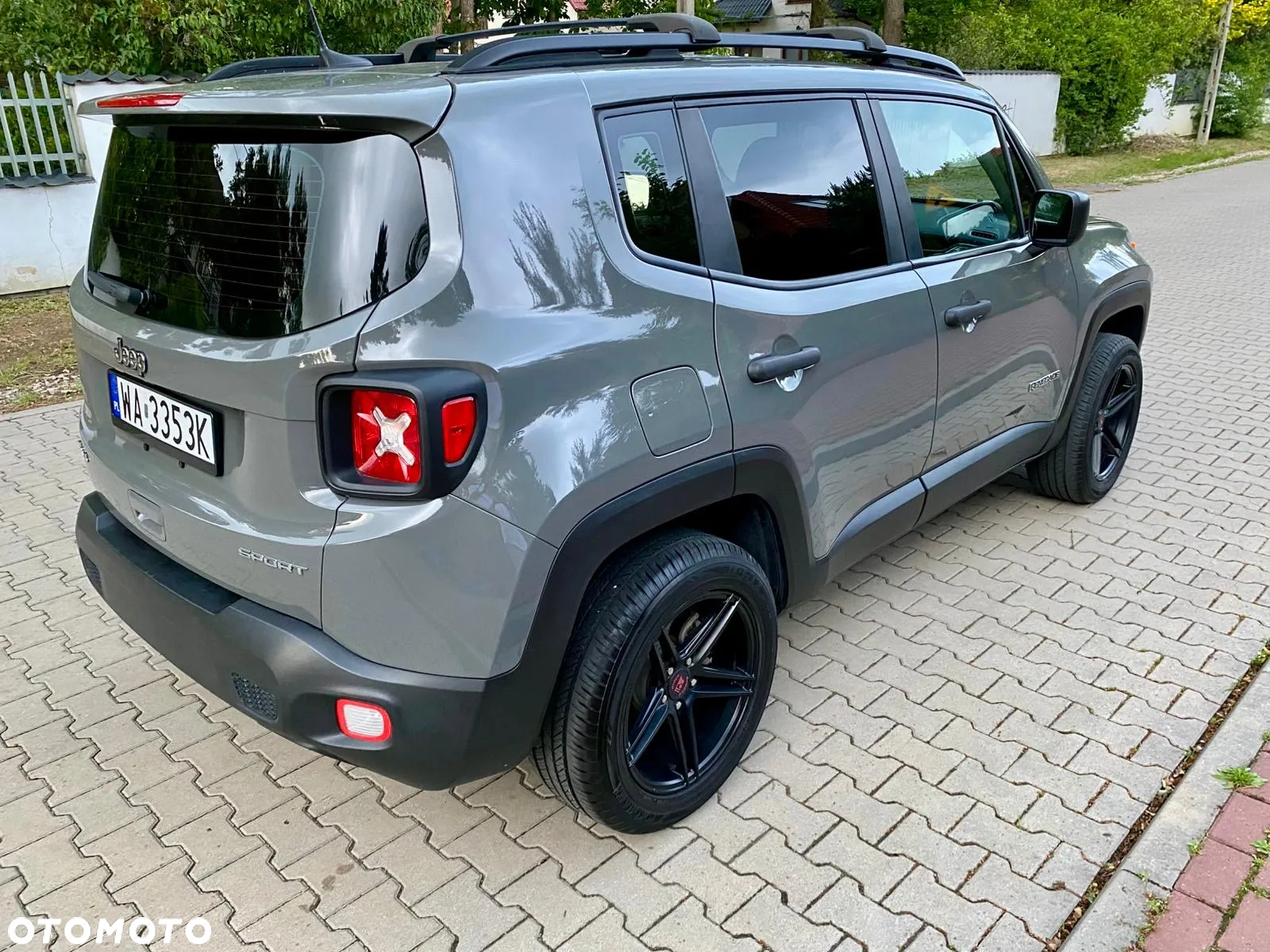 Jeep Renegade - 8