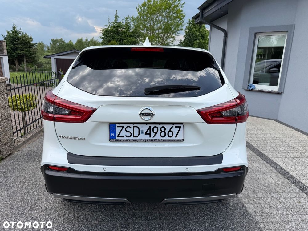 Nissan Qashqai 1.5 dCi N-Connecta - 23