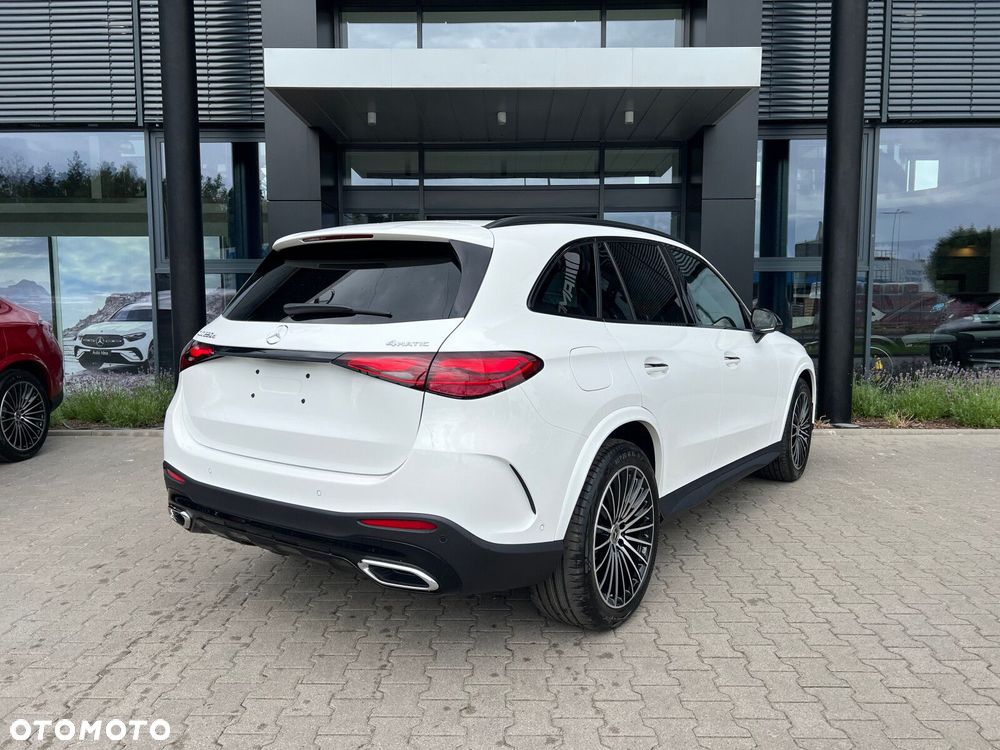 Mercedes-Benz GLC - 15