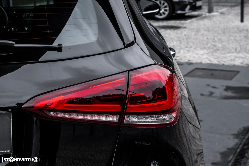 Mercedes-Benz A 250 e Style Plus - 11