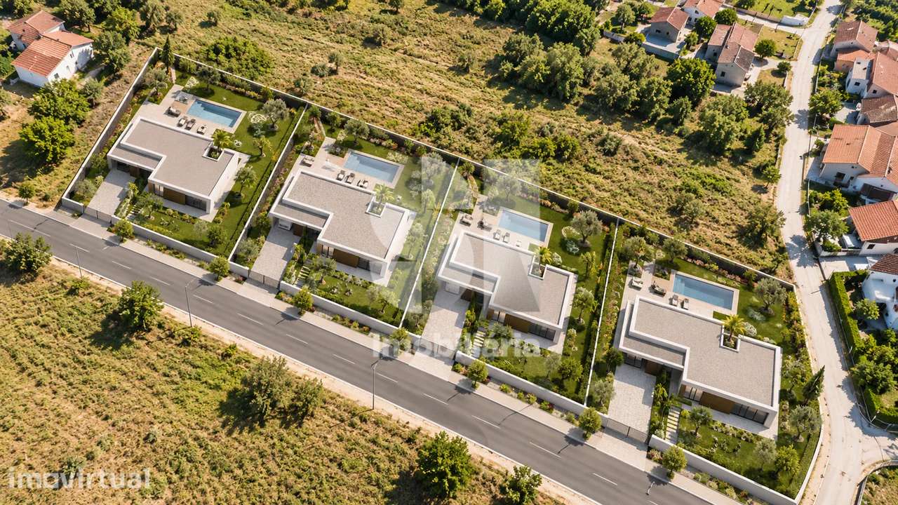 TERRENO COM PROJETO APROVADO PARA 4 MORADIAS T3 | COLMEIAS, LEIRIA - Grande imagem: 3/9