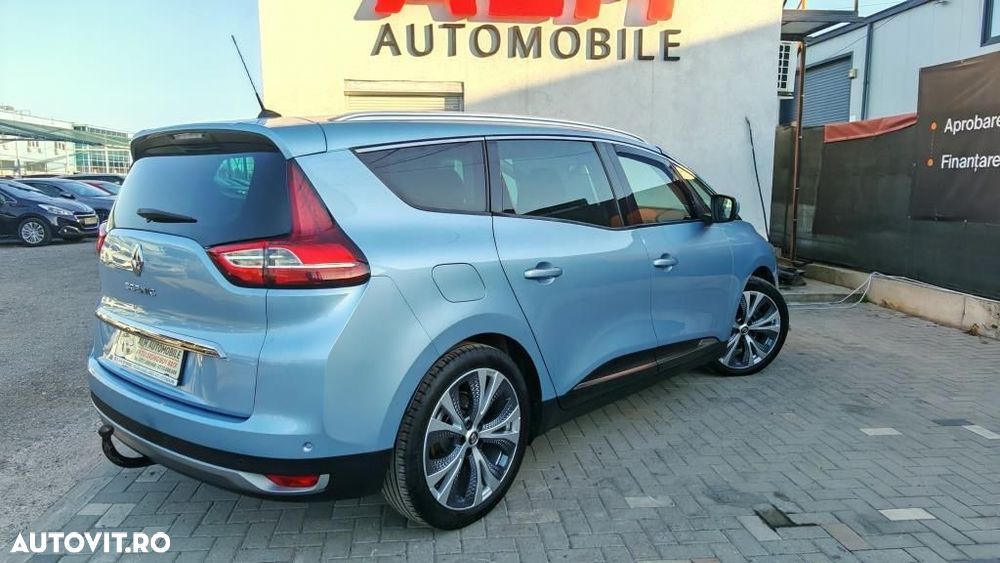 Renault Grand Scenic - 9
