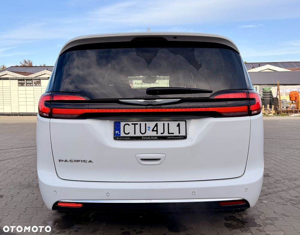 Chrysler Pacifica - 9