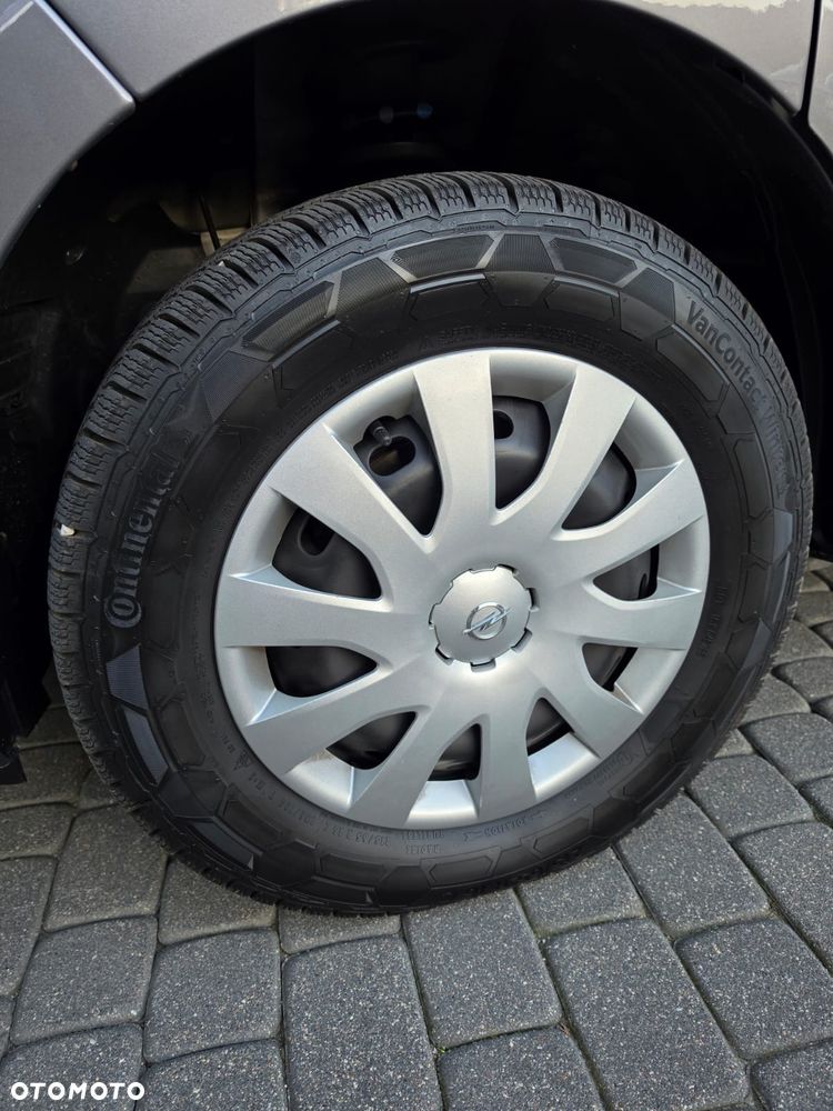 Opel Vivaro - 31