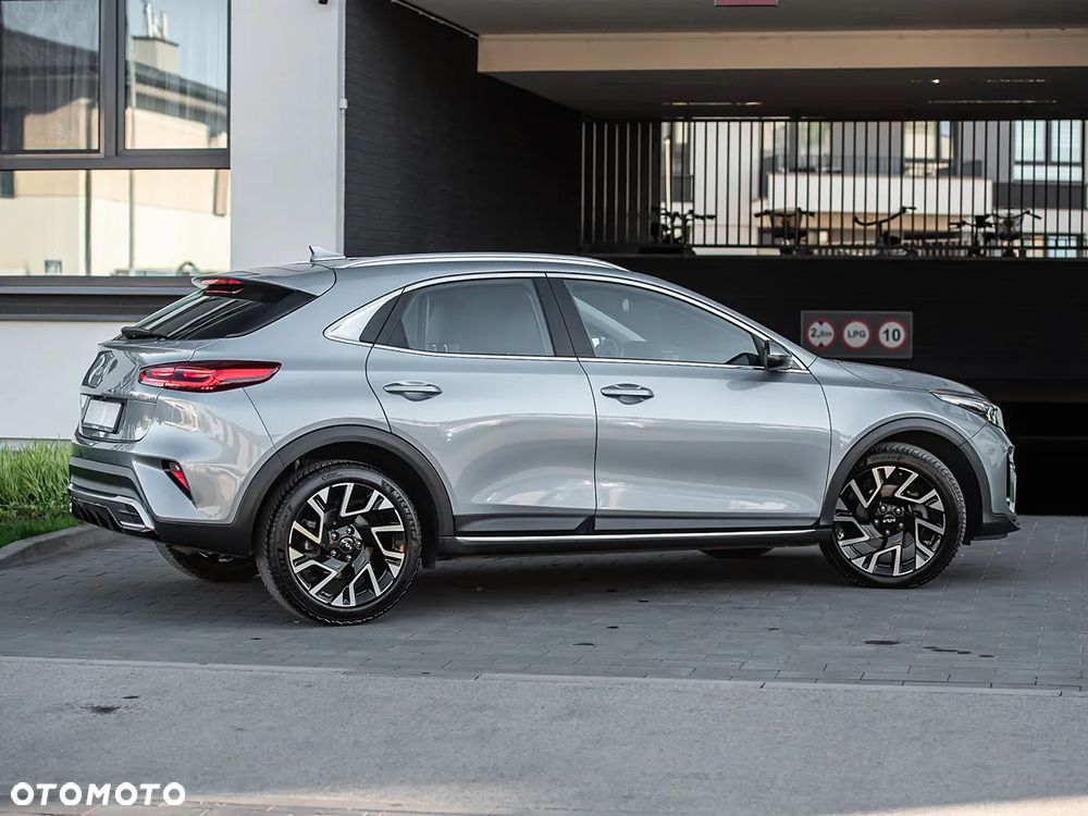 Kia XCeed 1.6 CRDi DCT7 SPIRIT - 14