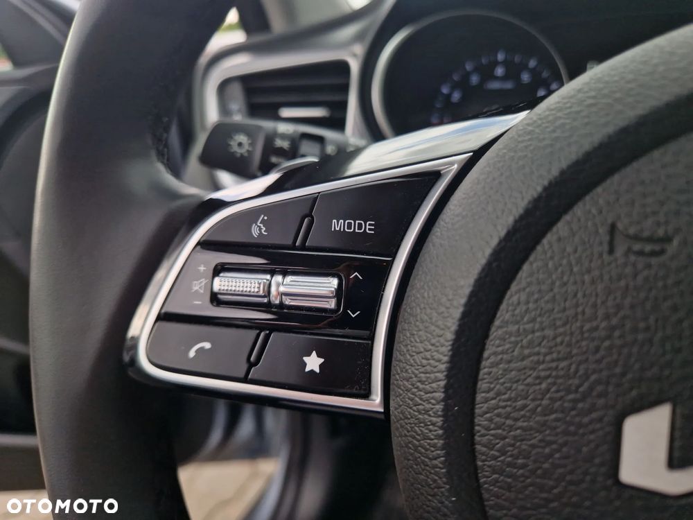 Kia Ceed 1.5 T-GDI M DCT - 25