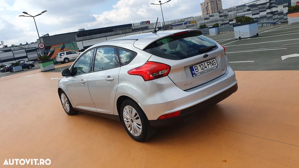 Ford Focus 1.0 EcoBoost Trend Edition - 22