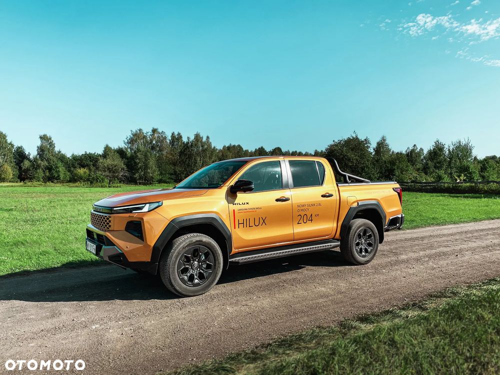 Toyota Hilux 2.8 D-4D mHEV Double Cab Invincible 4x4 - 17