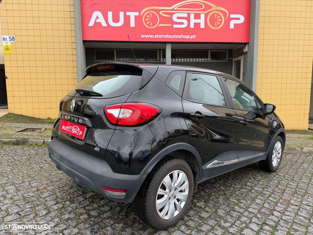 Renault Captur 1.5 dCi EDC - 17