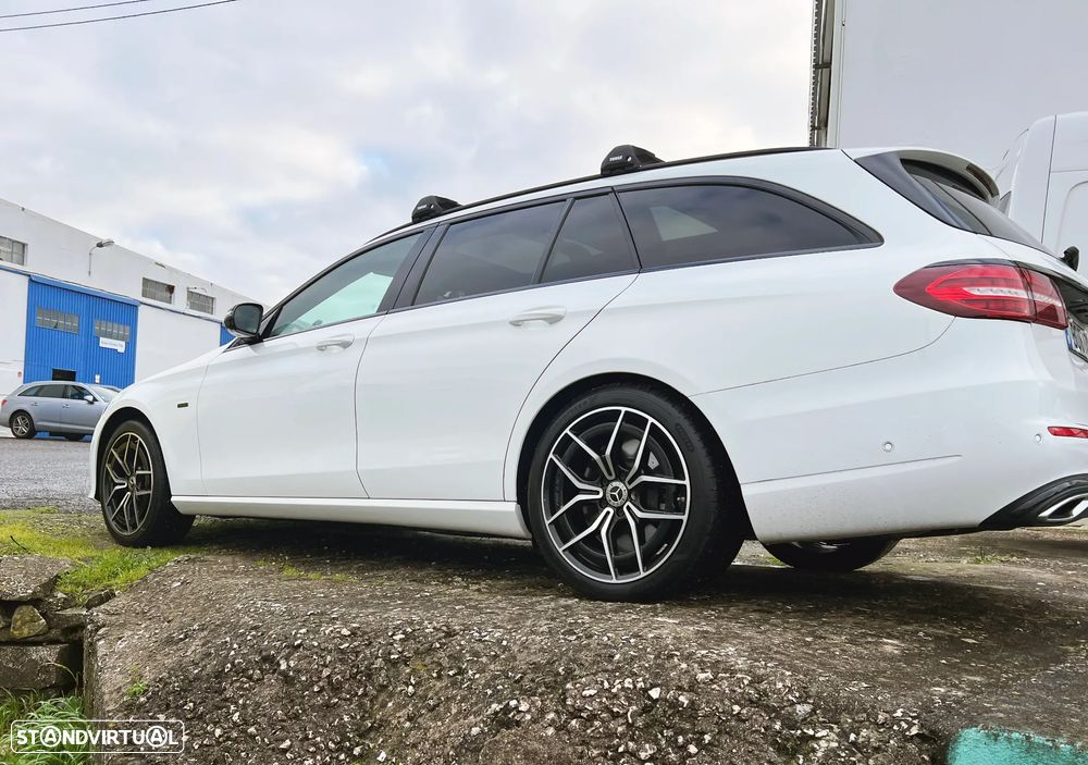 Mercedes-Benz E 300 Bluetec Hybrid Avantgarde - 40