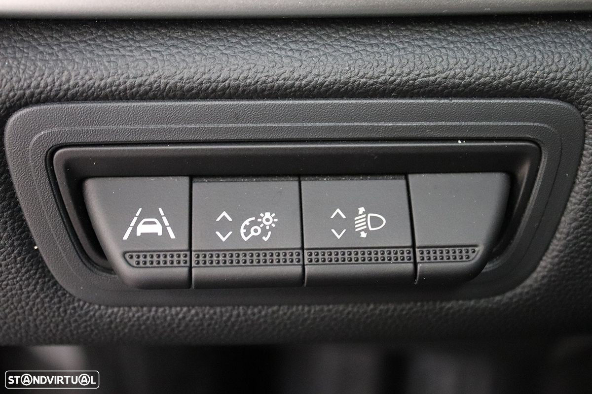 Renault Captur 1.0 TCe Techno Bi-Fuel - 20