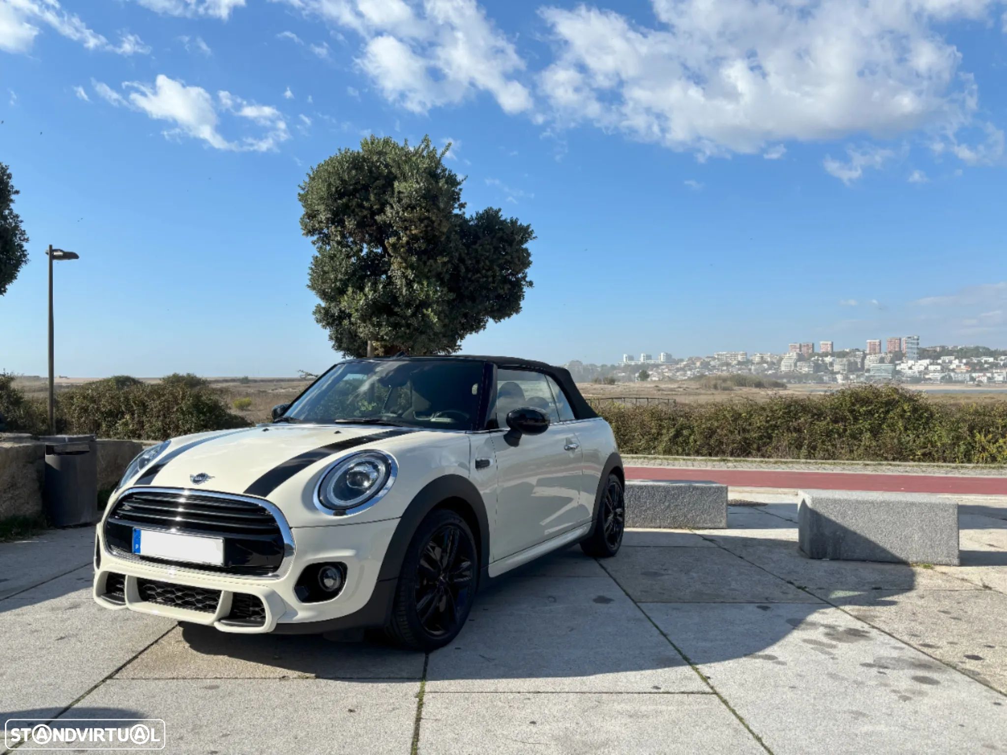 MINI Cabrio Cooper Auto - 1