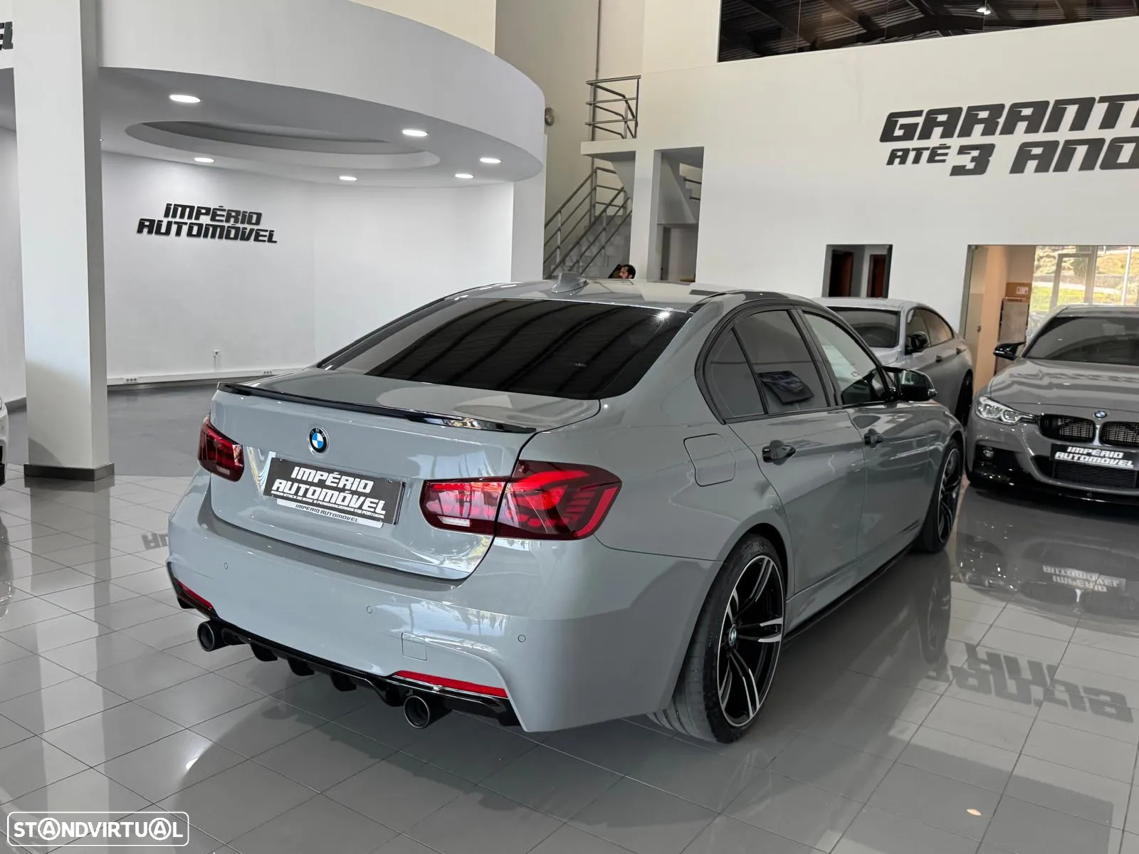 BMW 320 d EfficientDynamics Auto - 10