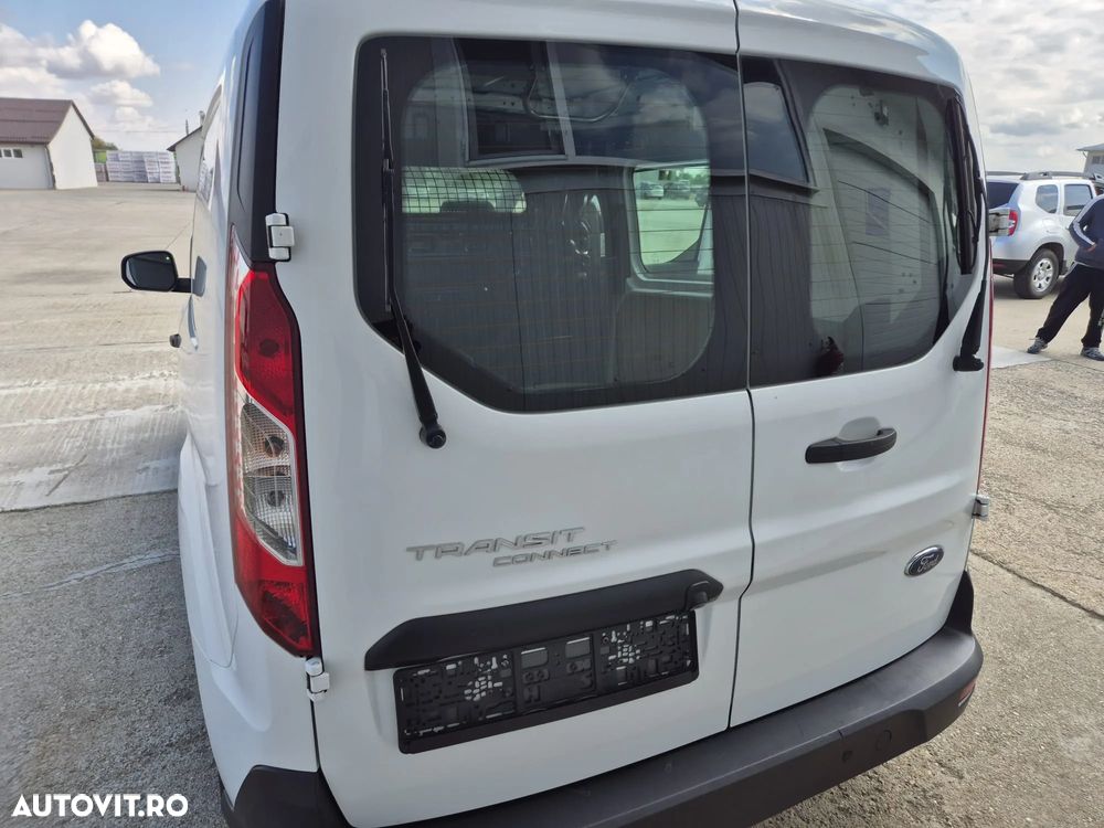Ford Transit Connect - 4