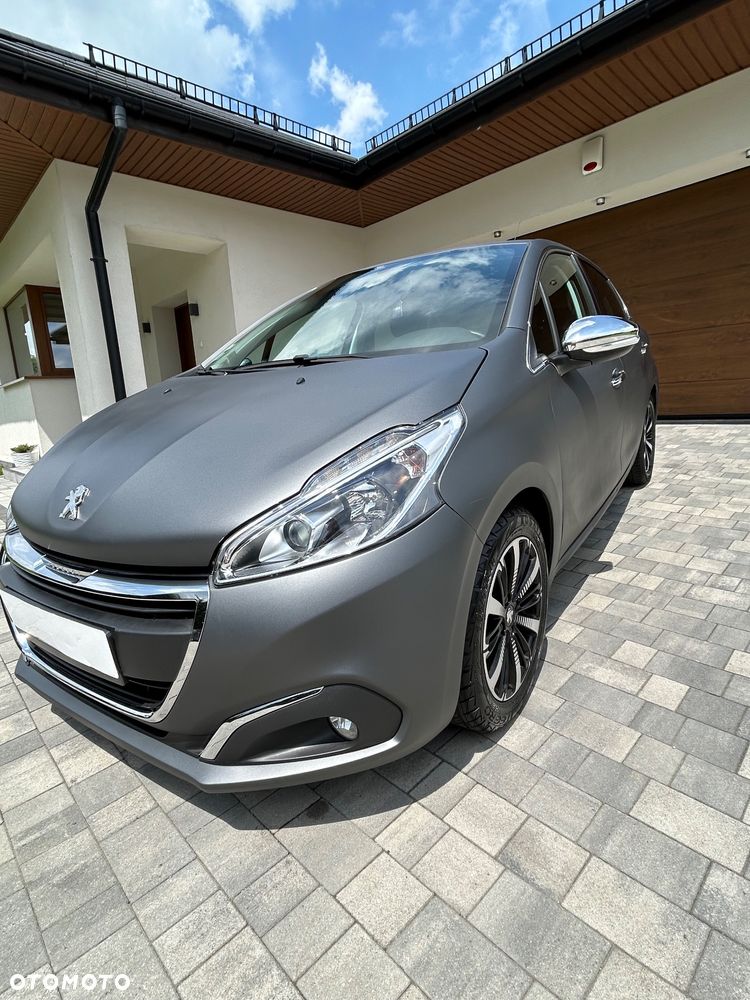 Peugeot 208 - 9