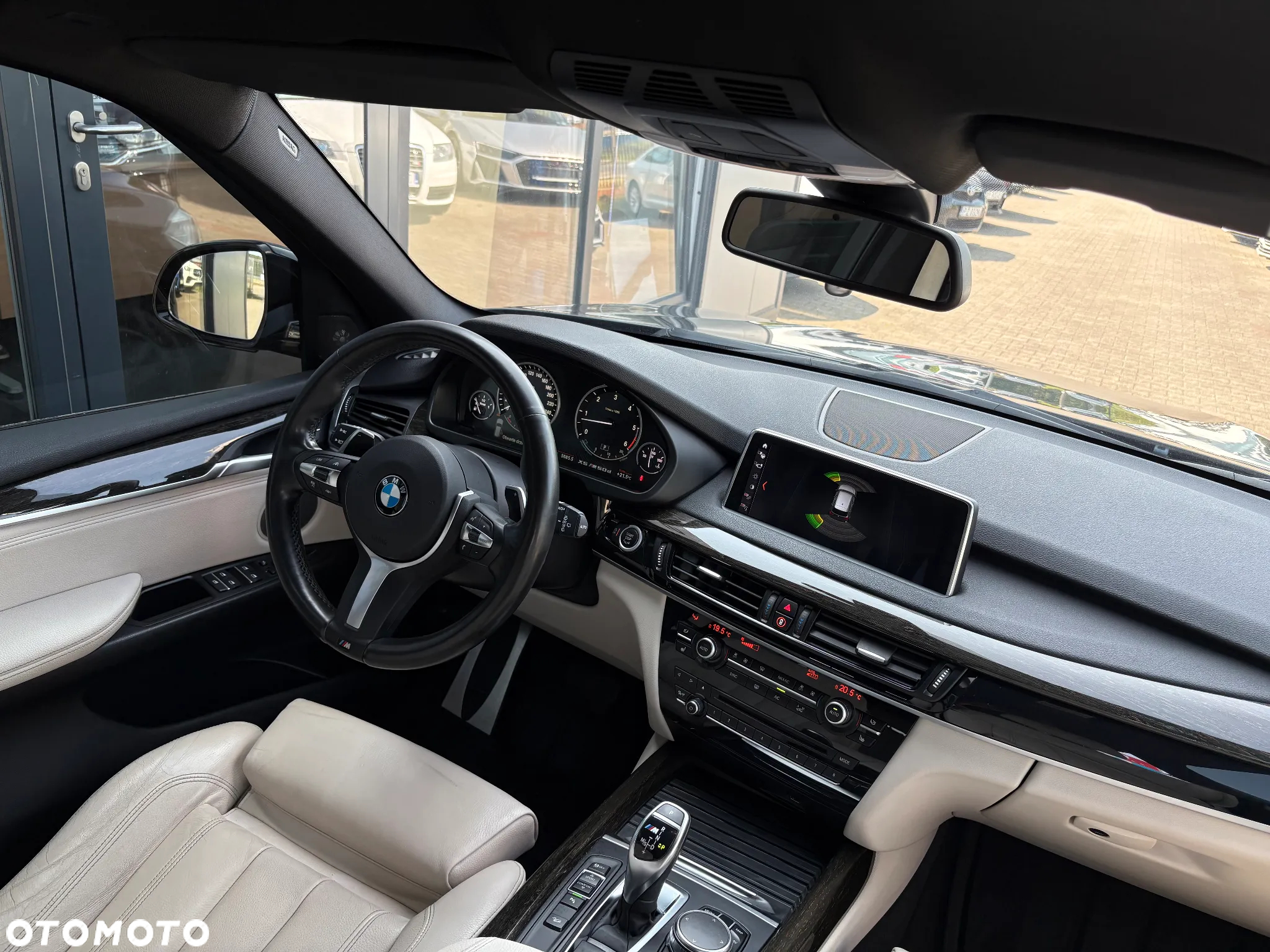BMW X5 M M50d - 28