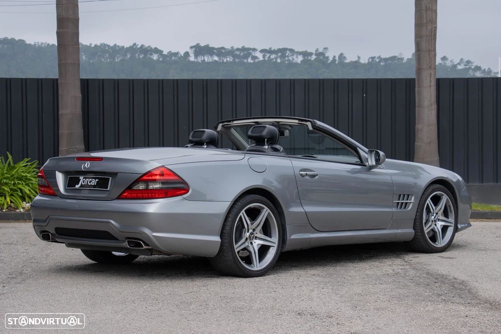 Mercedes-Benz SL 350 7G-TRONIC - 15