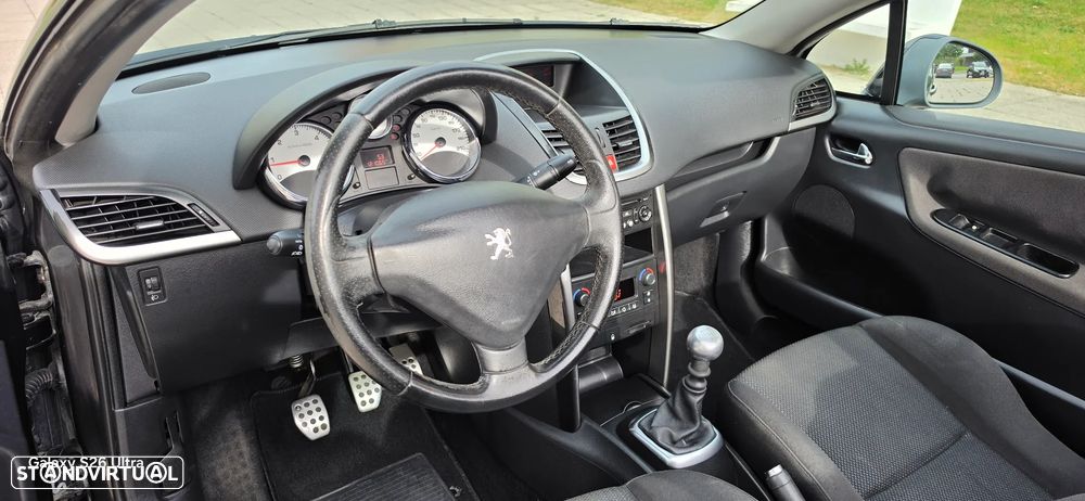 Peugeot 207 CC 1.6 HDi FAP - 10