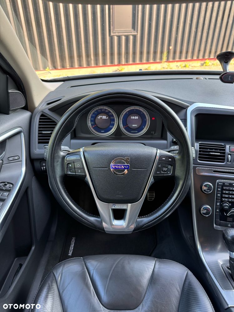 Volvo XC 60 D3 R-Design Kinetic - 17