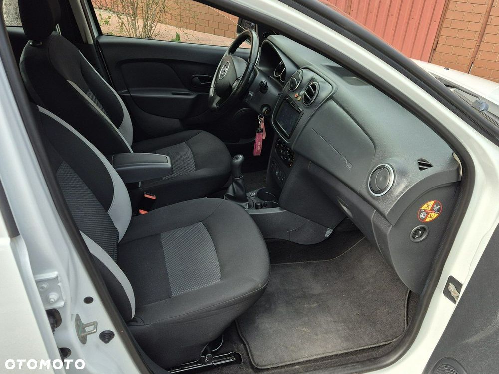 Dacia Sandero - 10
