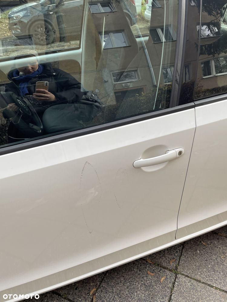 Volkswagen up! 1.0 move - 4