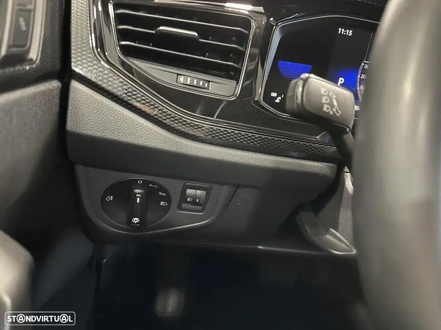 VW Taigo 1.0 TSI Urban DSG - 17