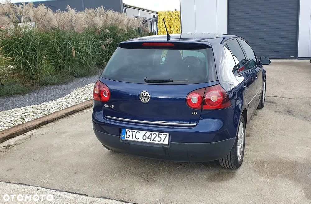 Volkswagen Golf - 3