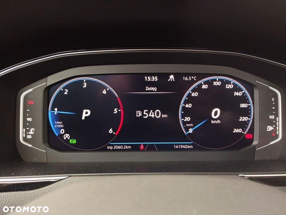 Volkswagen Passat - 10