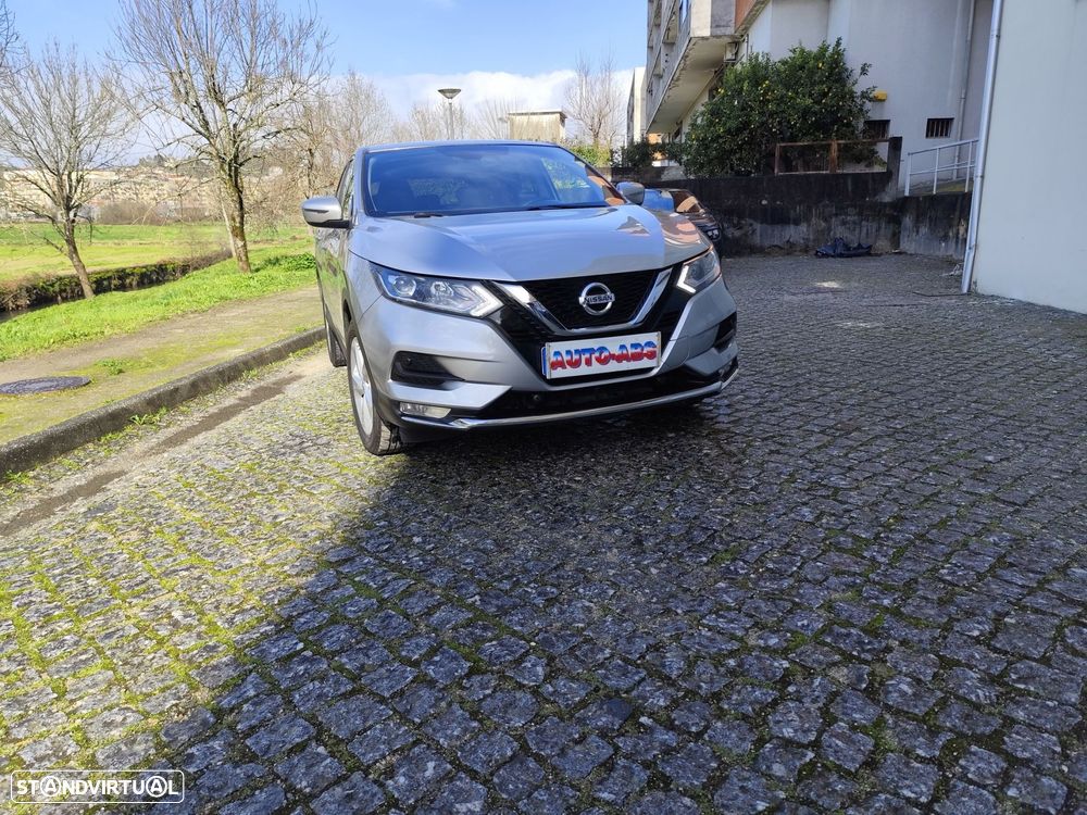 Nissan Qashqai 1.5 dCi N-Connecta - 11