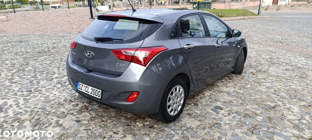 Hyundai i30 1.4 Trend - 8