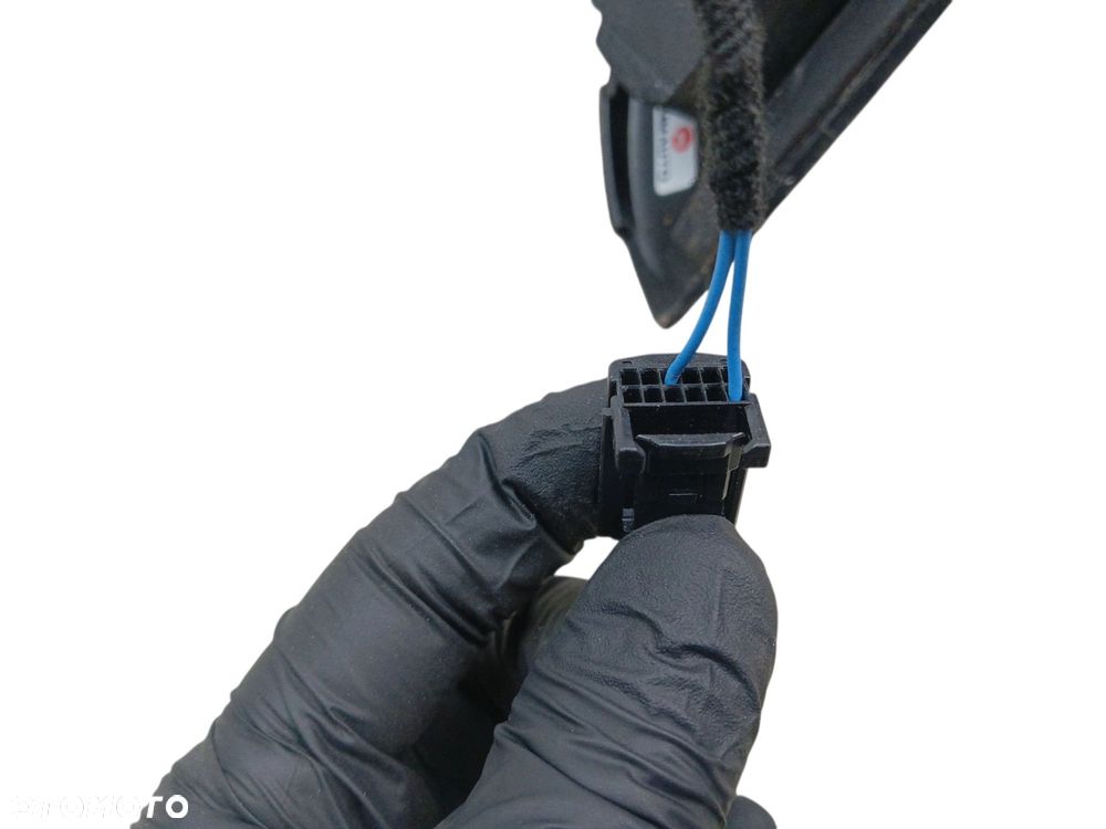 LUSTERKO PRAWE RENAULT TWINGO III LIFT (2018-2024) 1.0 SCE 65KM - 4