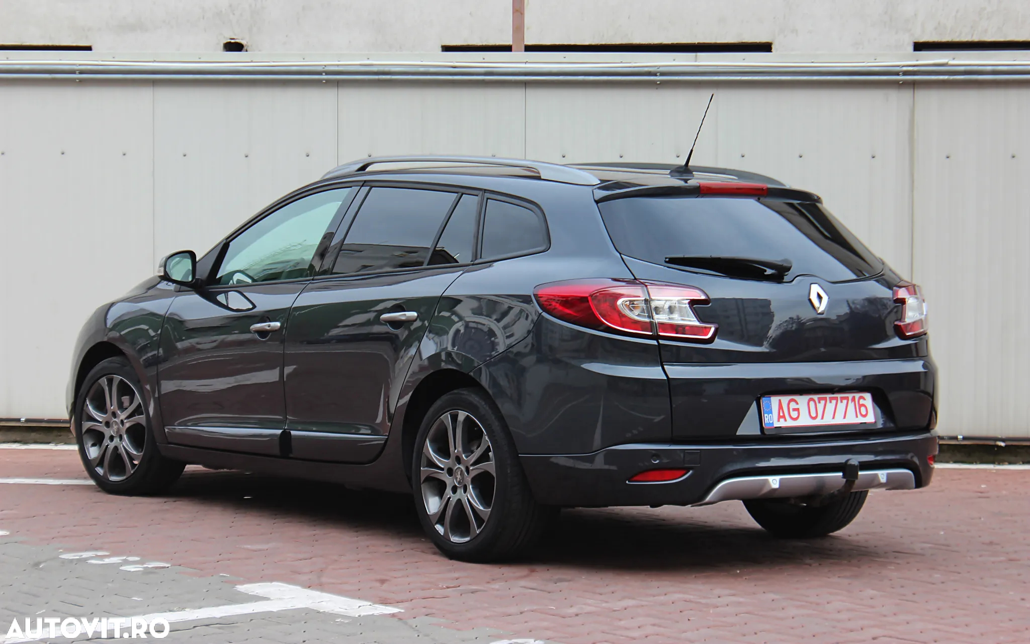 Renault Megane ENERGY dCi 110 GT LINE - 4