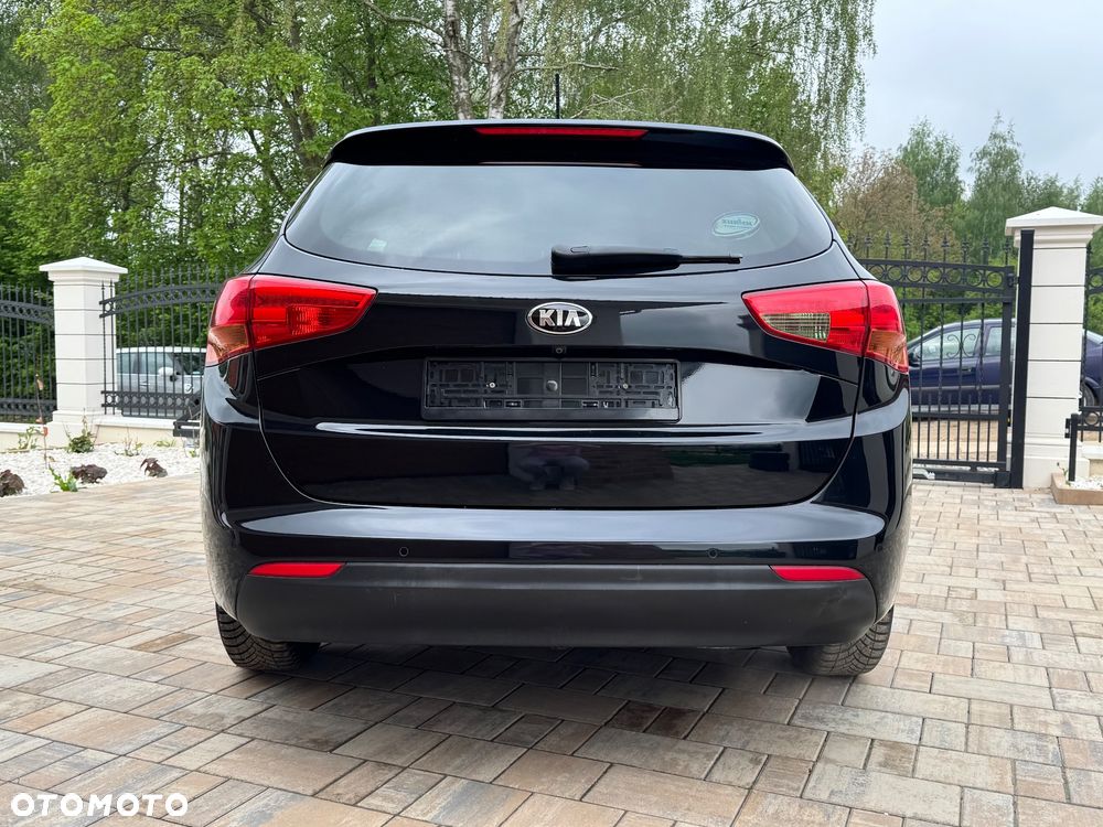 Kia Ceed 1.6 GDI Fifa World Cup Edition - 10