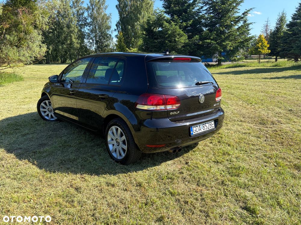 Volkswagen Golf 2.0 TDI Highline - 6