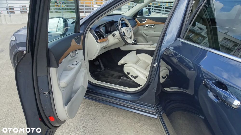 Volvo XC 90 D5 AWD Inscription - 9