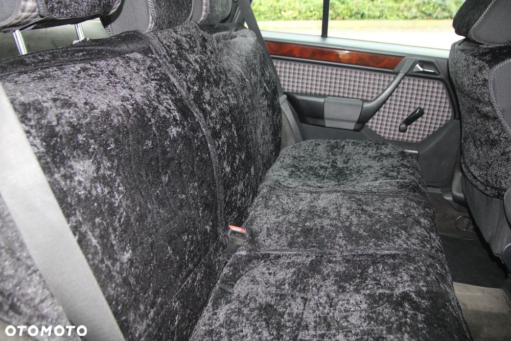 Mercedes-Benz W124 (1984-1993) - 22