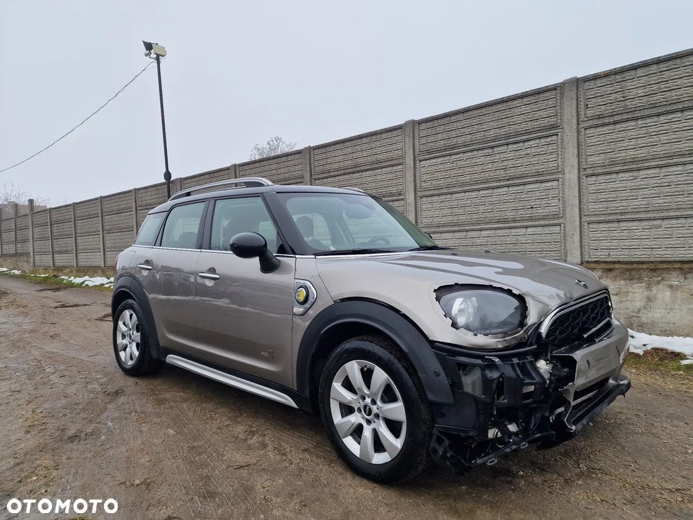MINI Countryman Cooper S E All4 - 39