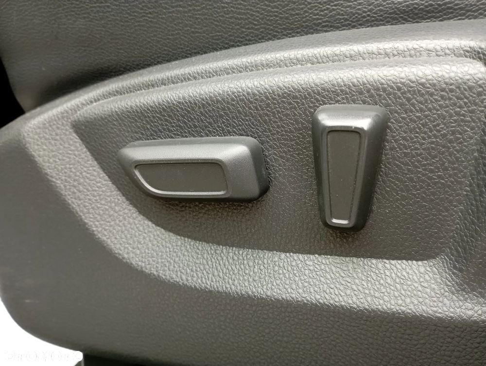 Mitsubishi Eclipse Cross - 33