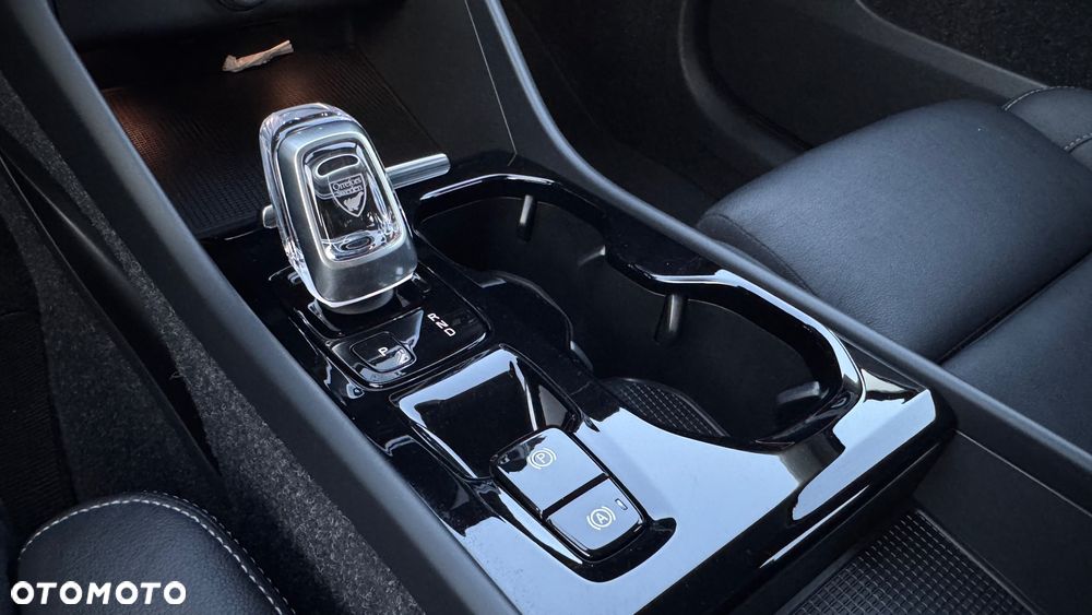 Volvo XC 40 T5 Recharge DKG Inscription - 12