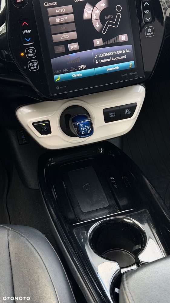 Toyota Prius 1.8 Hybrid Prestige - 14
