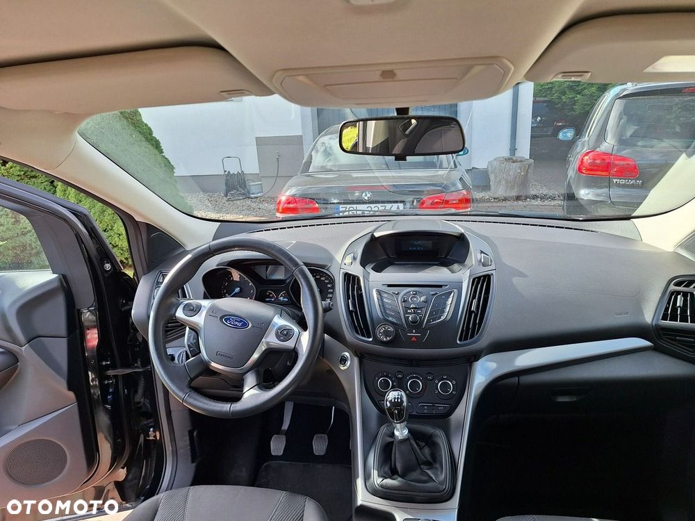 Ford Kuga 1.6 EcoBoost 2x4 Trend - 20