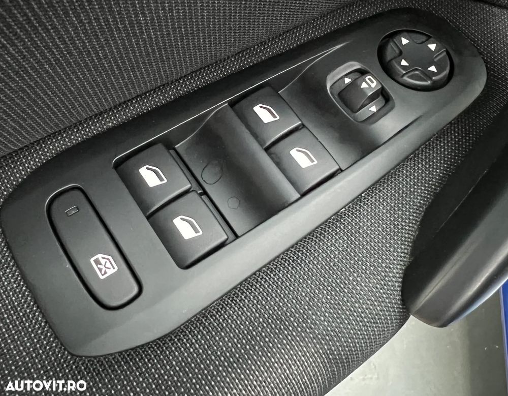 Peugeot 308 PureTech 130 EAT6 Stop & Start GT-Line Edition - 23